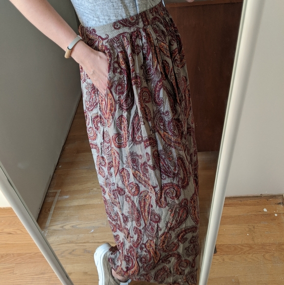 Paisley Maxi Skirt from Argentina with Pockets - Picture 2 of 5